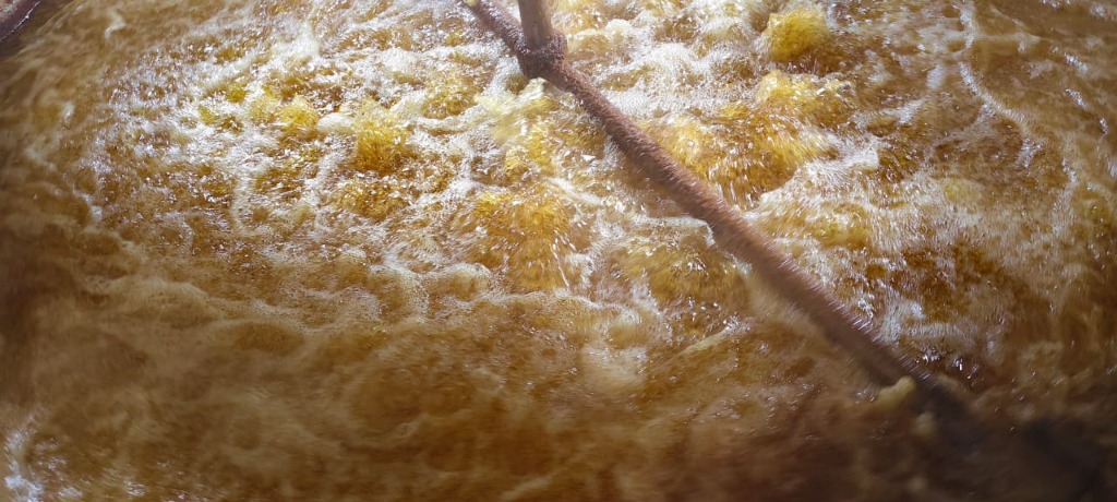 Simmering Pure Golden Ghee Extraction